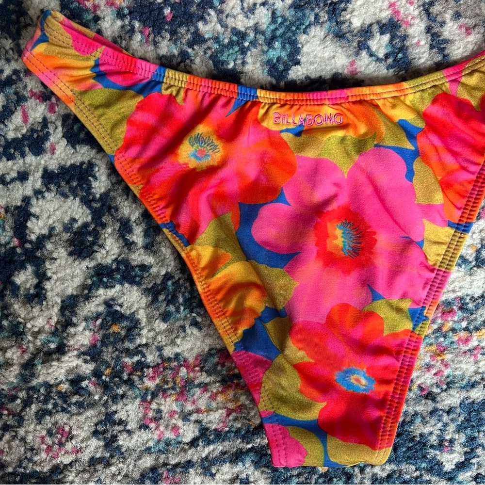 BILLABONG | Sunny Coast Hike Skimpy Bikini Bottoms